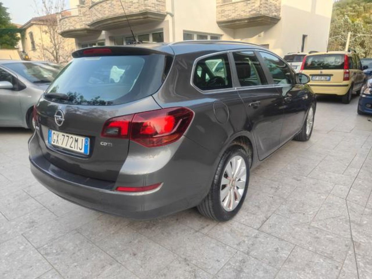 Opel Astra Station Wagon 1.7 CDTI 125CV Sports Cosmo (8)