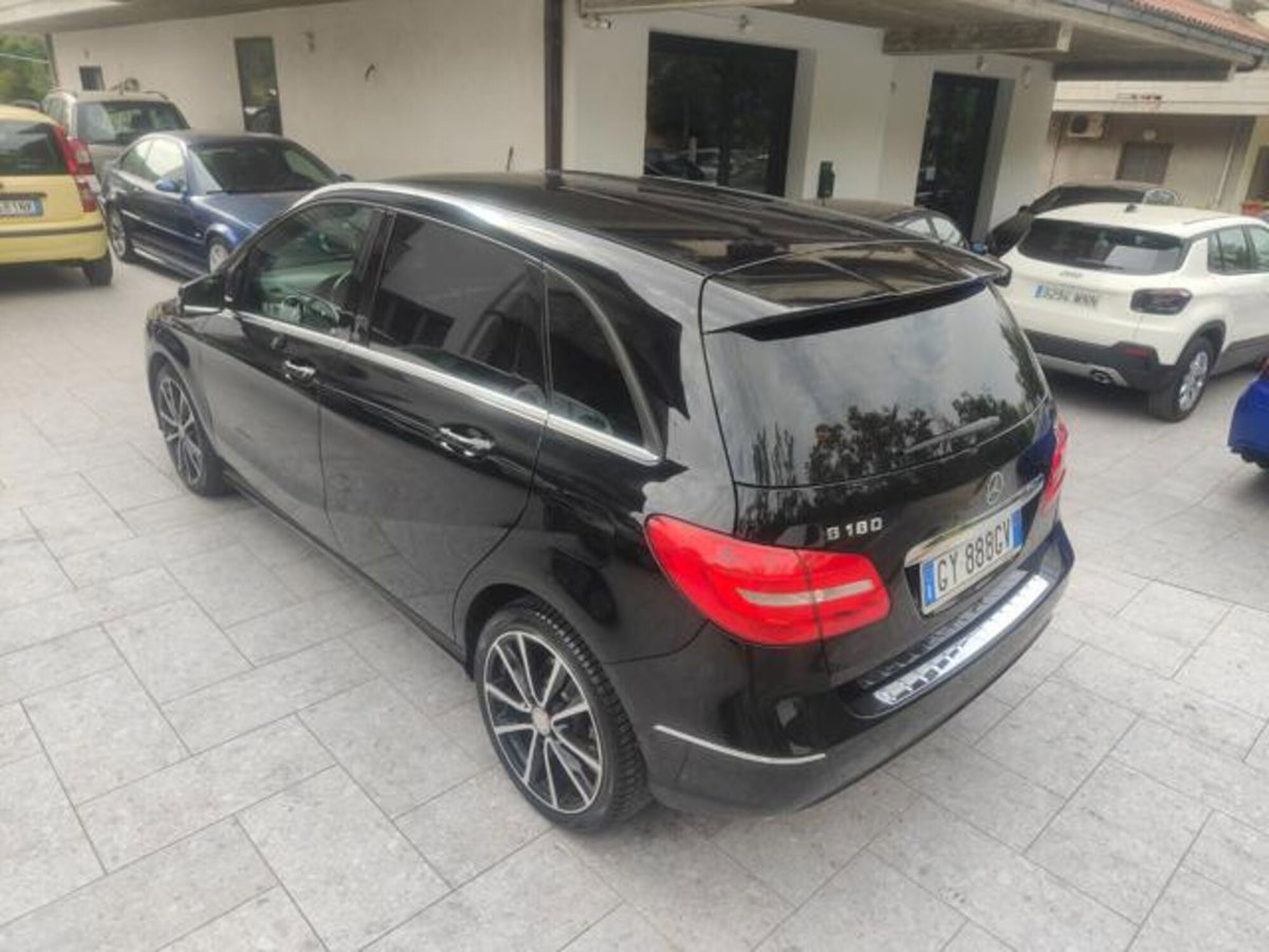 Mercedes-Benz Classe B 180 CDI BlueEFFICIENCY Executive (12)