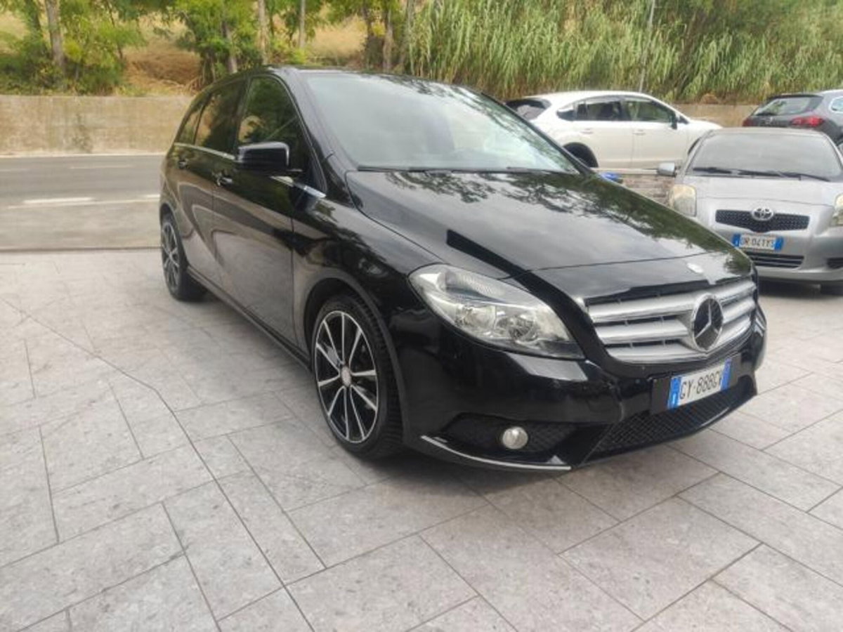 Mercedes-Benz Classe B 180 CDI BlueEFFICIENCY Executive (4)