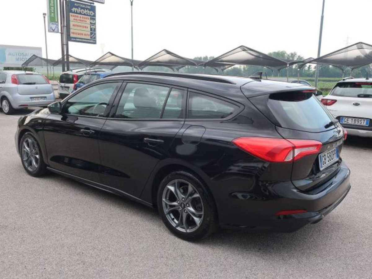 Ford Focus Station Wagon 1.5 EcoBlue 120 CV automatico SW ST-Line Co-Pilot (13)