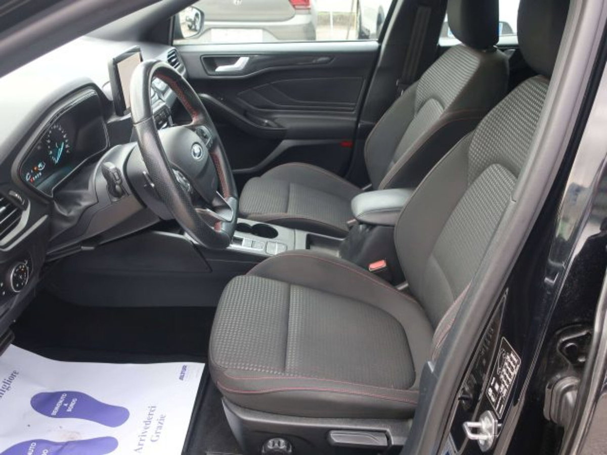 Ford Focus Station Wagon 1.5 EcoBlue 120 CV automatico SW ST-Line Co-Pilot (5)