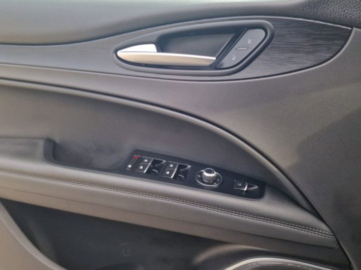 Alfa Romeo Stelvio Stelvio 2.2 Turbodiesel 210 CV AT8 Q4 Super (12)