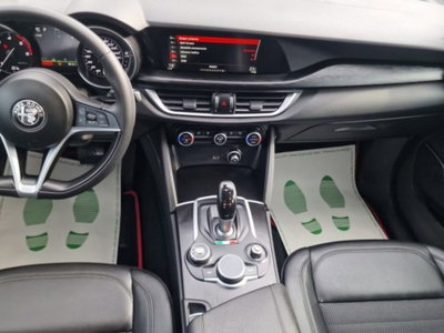 Alfa Romeo Stelvio Stelvio 2.2 Turbodiesel 210 CV AT8 Q4 Super (16)