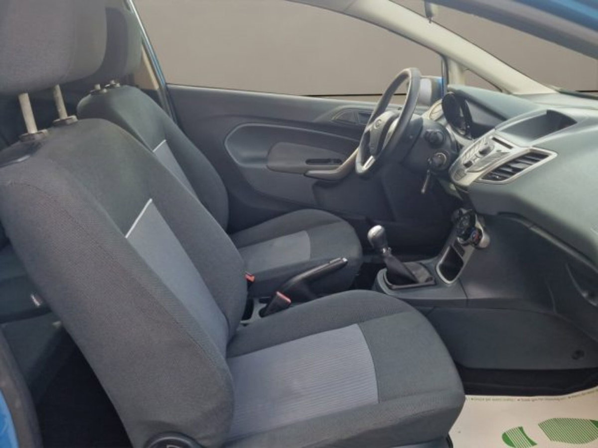 Ford Fiesta 1.4 TDCi 5p. Titanium (18)