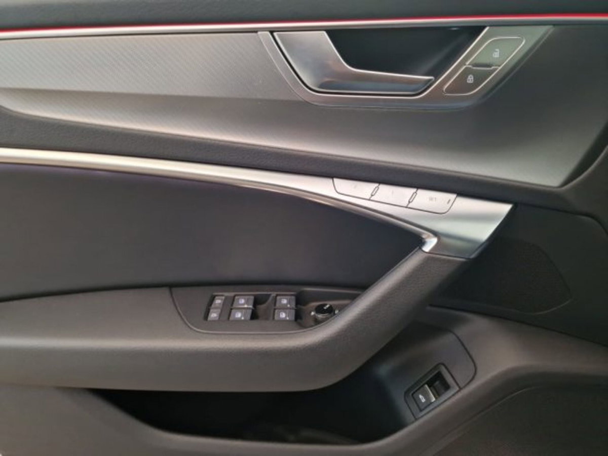 Audi A6 Avant 45 3.0 TDI quattro ultra S tronic Business (12)
