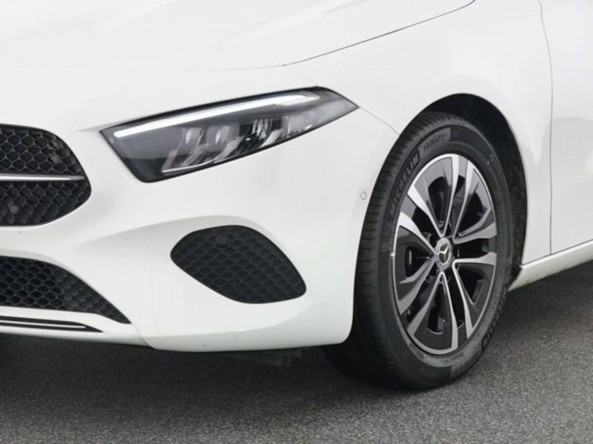 Mercedes-Benz Classe A Sedan 180 Progressive Advanced Plus auto (3)