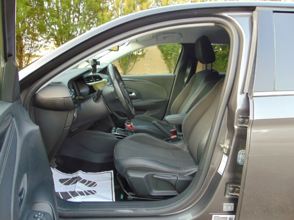Opel Corsa 1.2 100 CV Elegance (16)