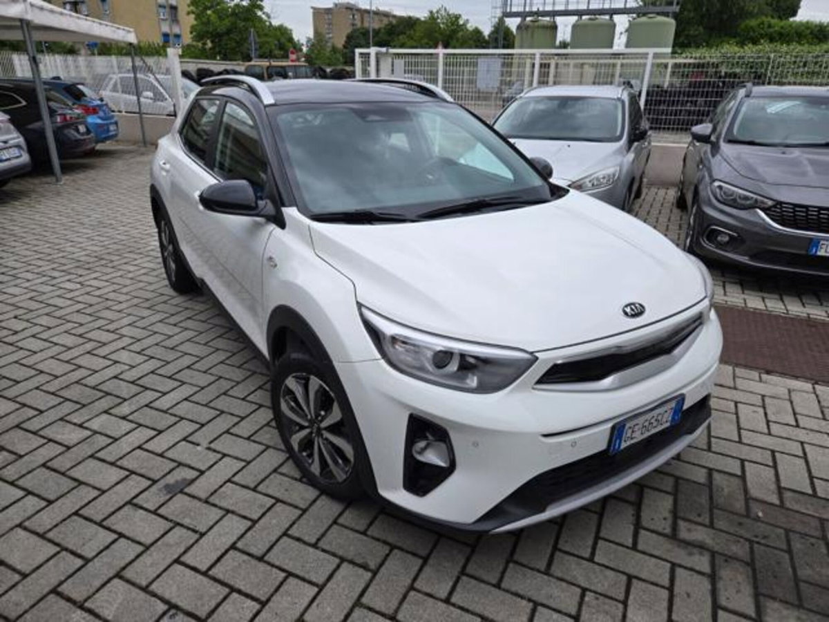 Kia Stonic 1.0 T-GDi 100 CV MHEV iMT Style