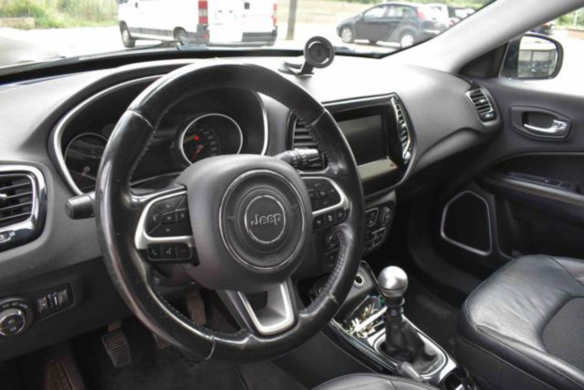 Jeep Compass 1.4 MultiAir 2WD Limited (10)