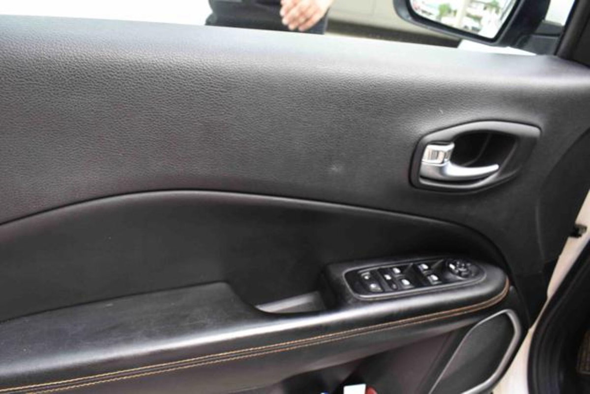 Jeep Compass 1.4 MultiAir 2WD Limited (8)