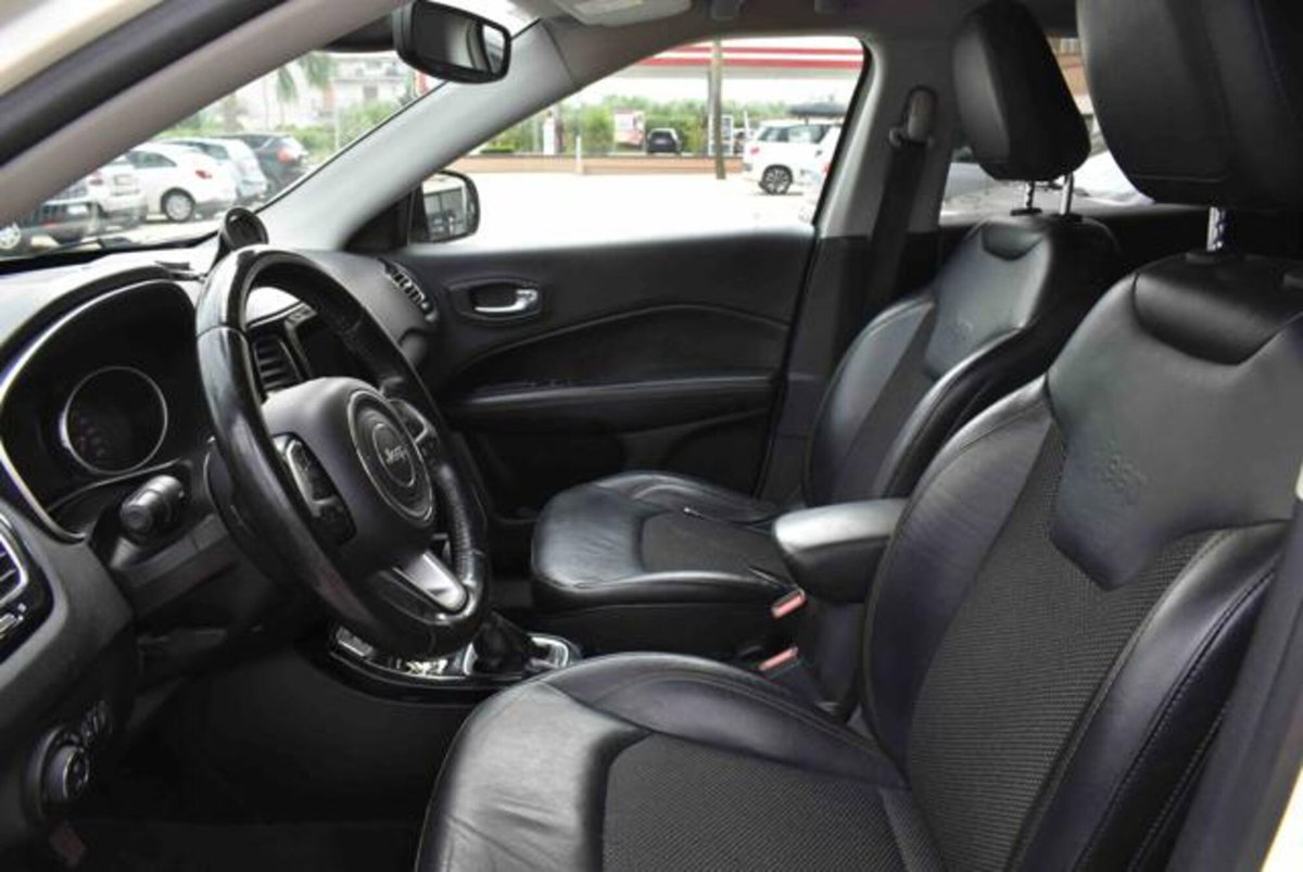 Jeep Compass 1.4 MultiAir 2WD Limited (9)