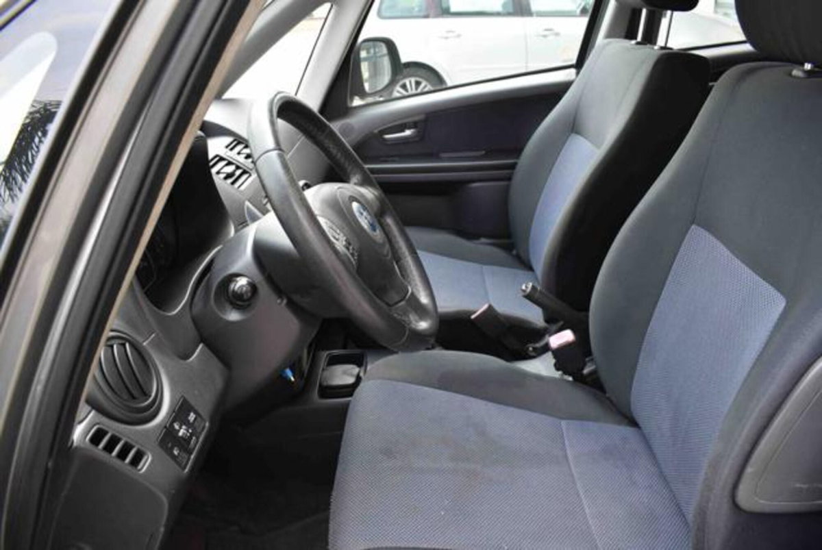 Fiat Sedici 1.9 MJT 4x4 Dynamic (8)