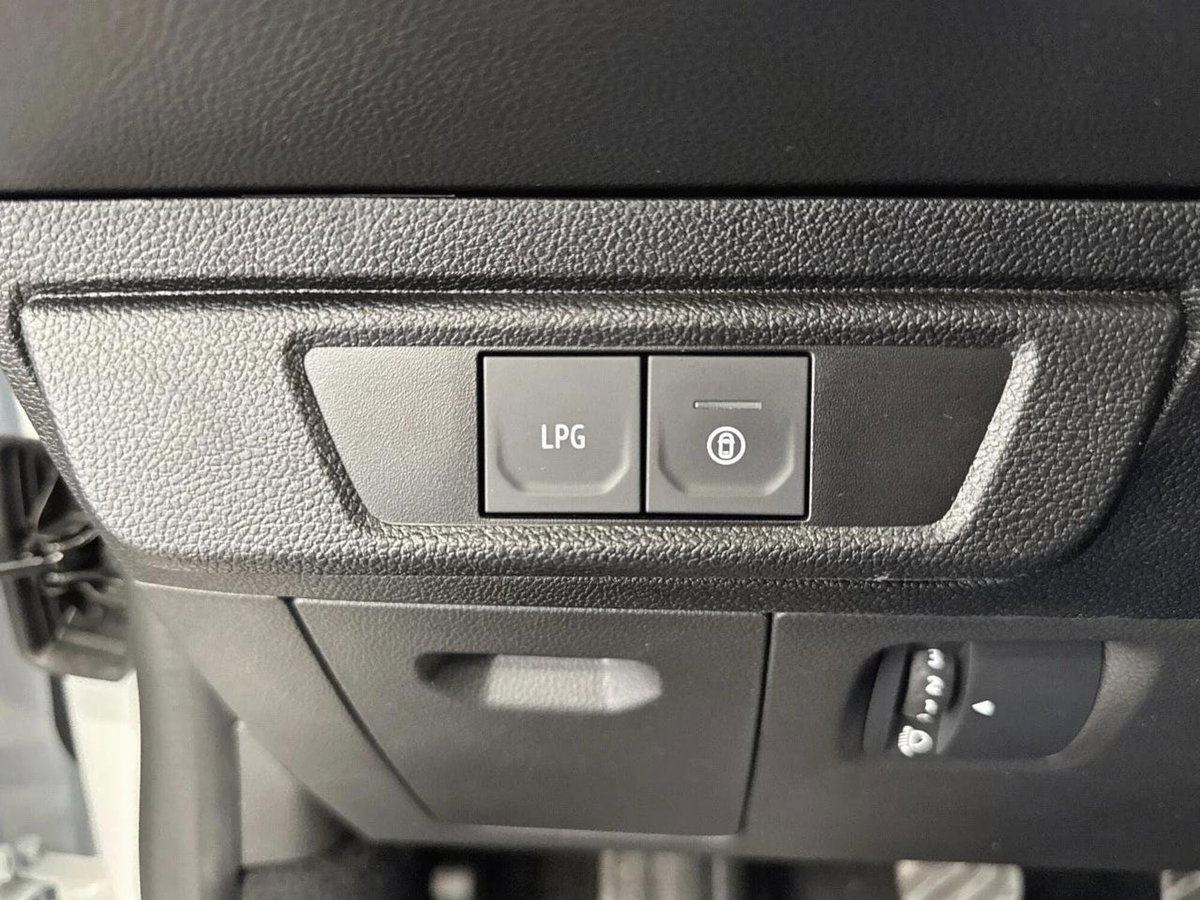 Dacia Sandero Stepway 1.0 TCe ECO-G Expression UP (7)