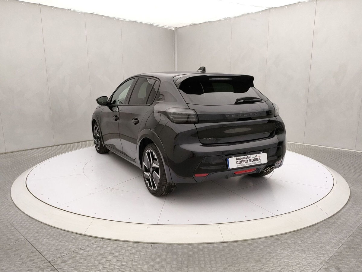 Peugeot 208 motore elettrico 136 CV 5 porte GT (6)
