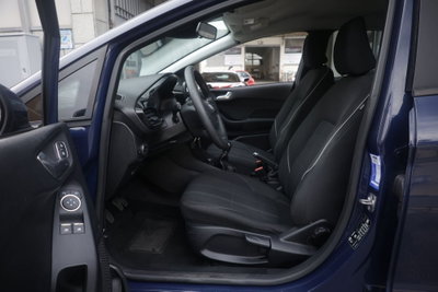 Ford Fiesta 1.1 85 CV 5 porte ST-Line (17)