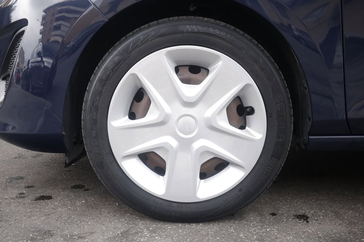 Ford Fiesta 1.1 85 CV 5 porte ST-Line (5)