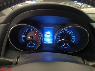 Toyota Auris 1.4 D-4D 5 porte Active (12)