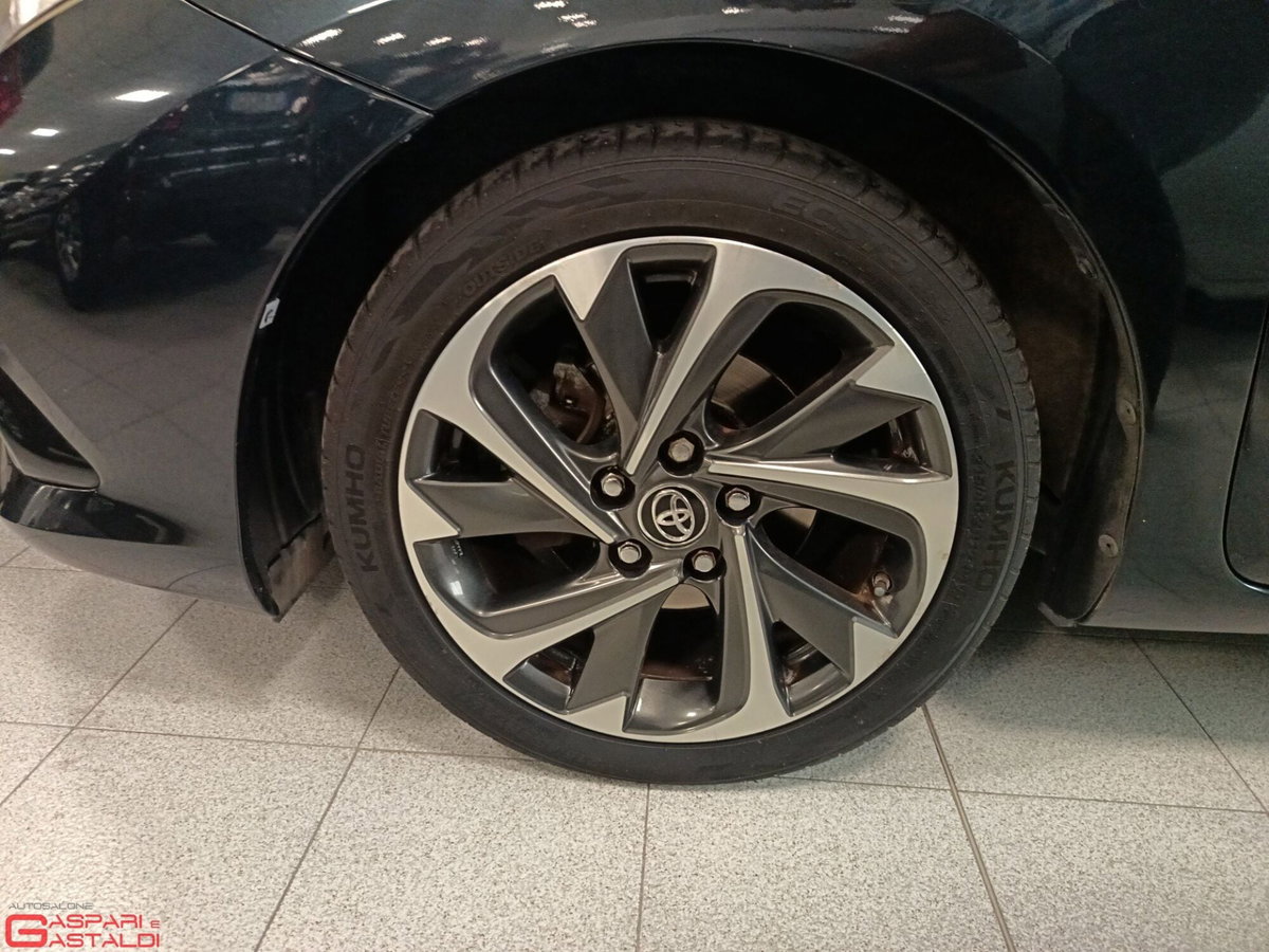 Toyota Auris 1.4 D-4D 5 porte Active (20)