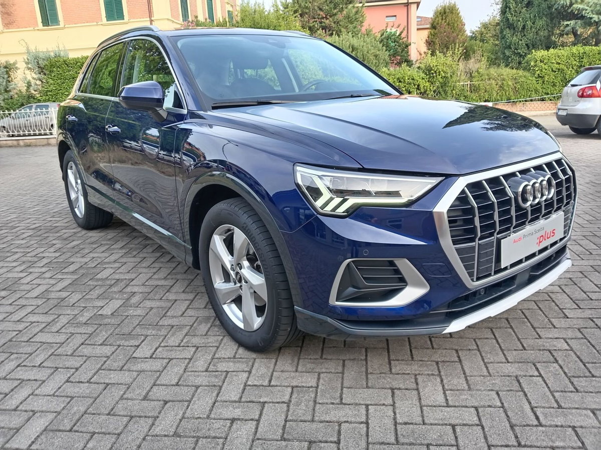 Audi Q3 35 TDI quattro S tronic Business Advanced (4)