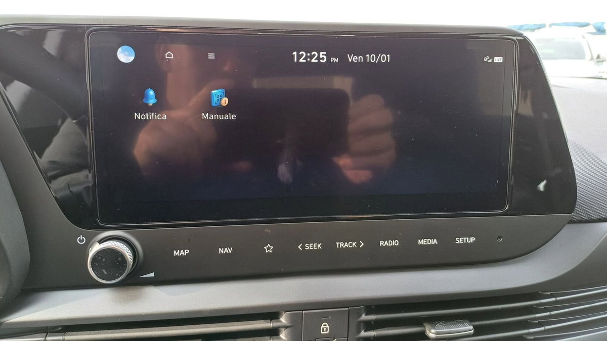 Hyundai Bayon 1.0 t-gdi Xline 100cv mt (10)