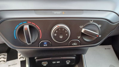 Hyundai Bayon 1.0 t-gdi Xline 100cv mt (11)