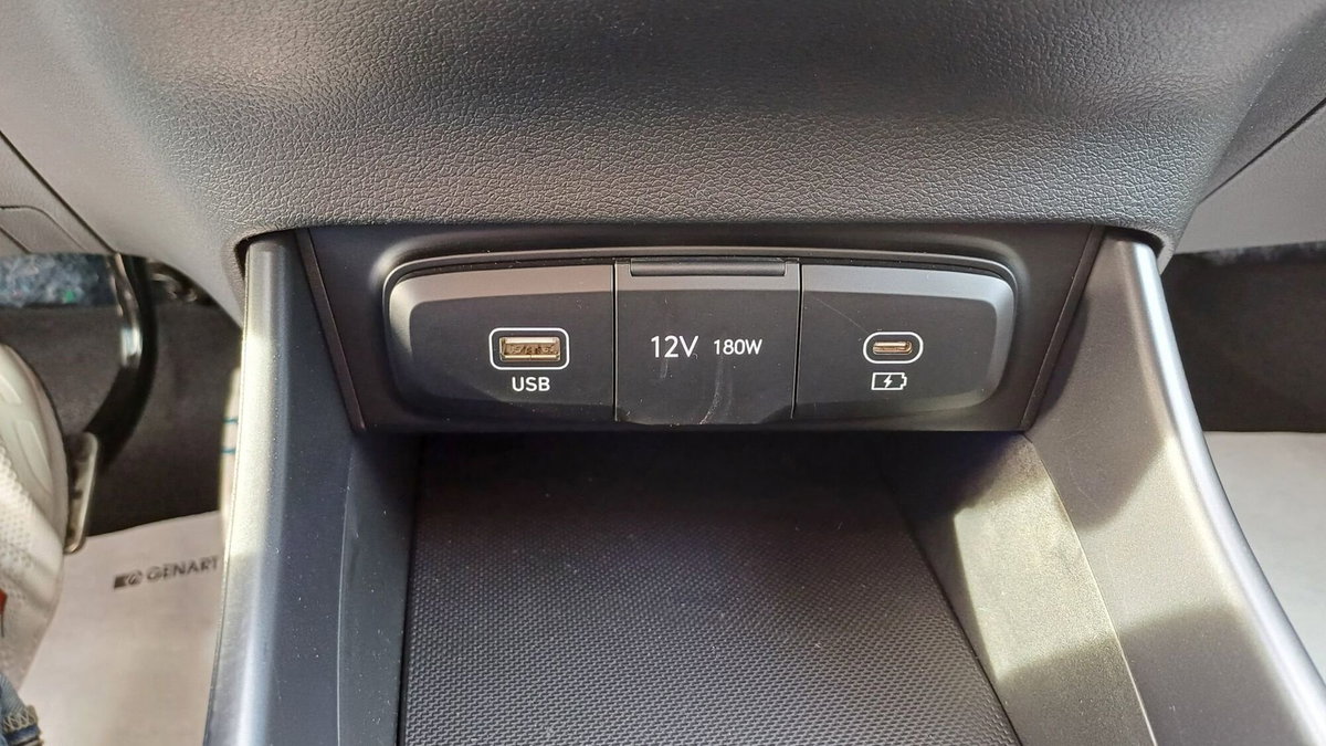 Hyundai Bayon 1.0 t-gdi Xline 100cv mt (12)