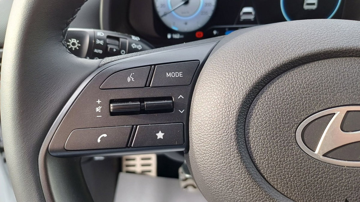 Hyundai Bayon 1.0 t-gdi Xline 100cv mt (17)