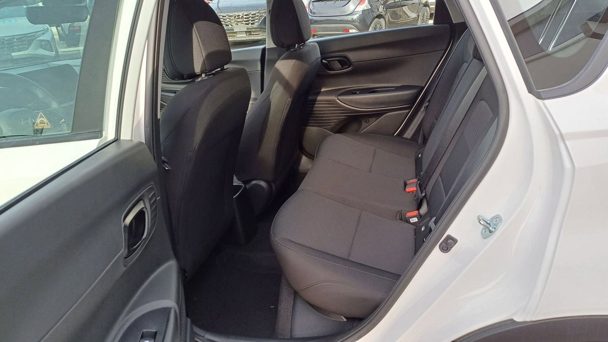 Hyundai Bayon 1.0 t-gdi Xline 100cv mt (4)