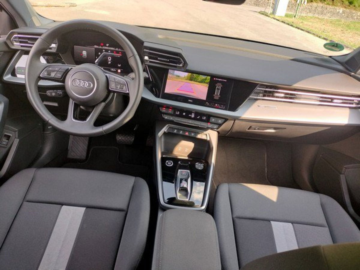 Audi A3 Sportback 35 TDI S tronic Business (13)