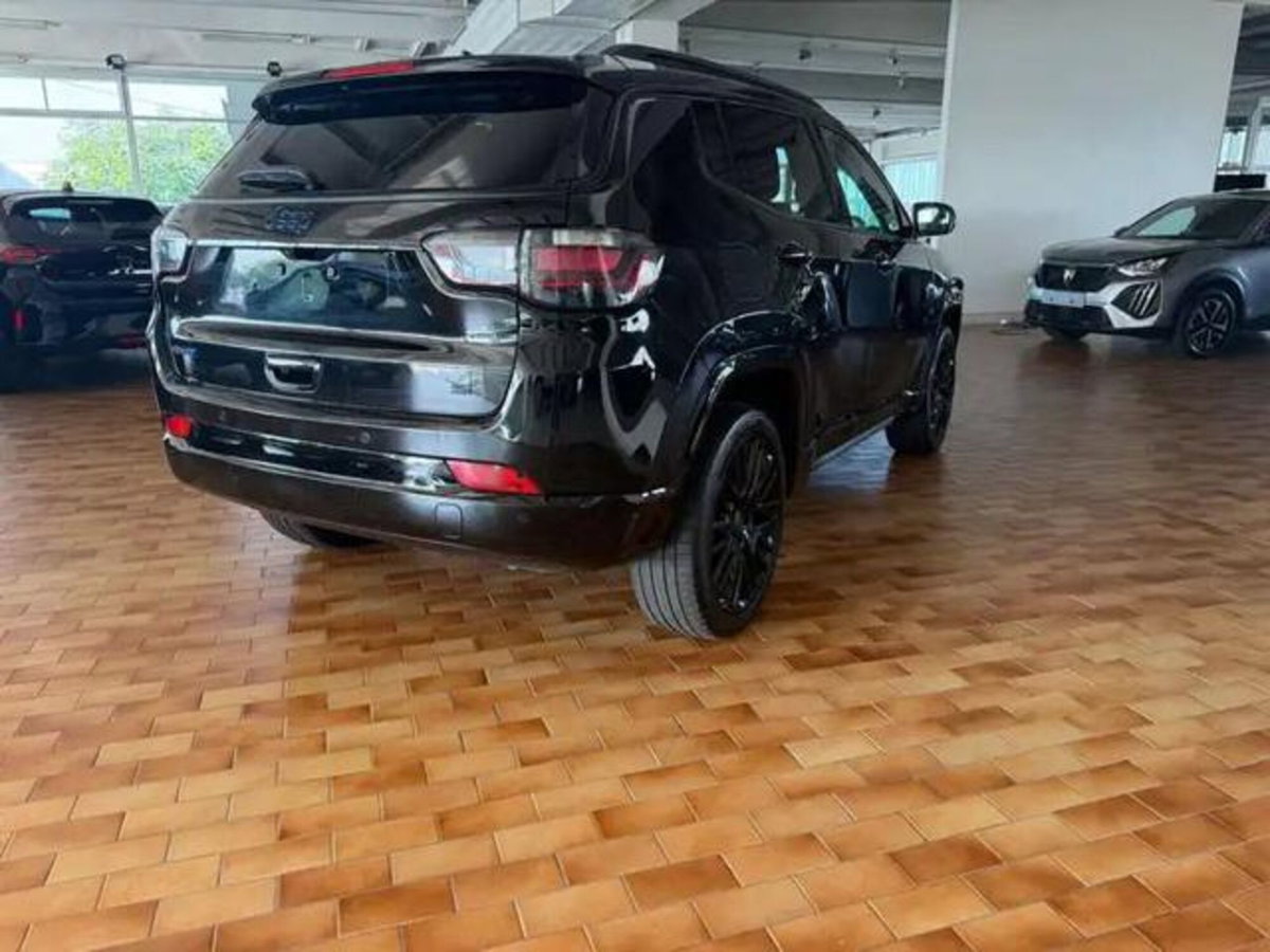 Jeep Compass 1.3 turbo t4 phev North Star 4xe auto (5)