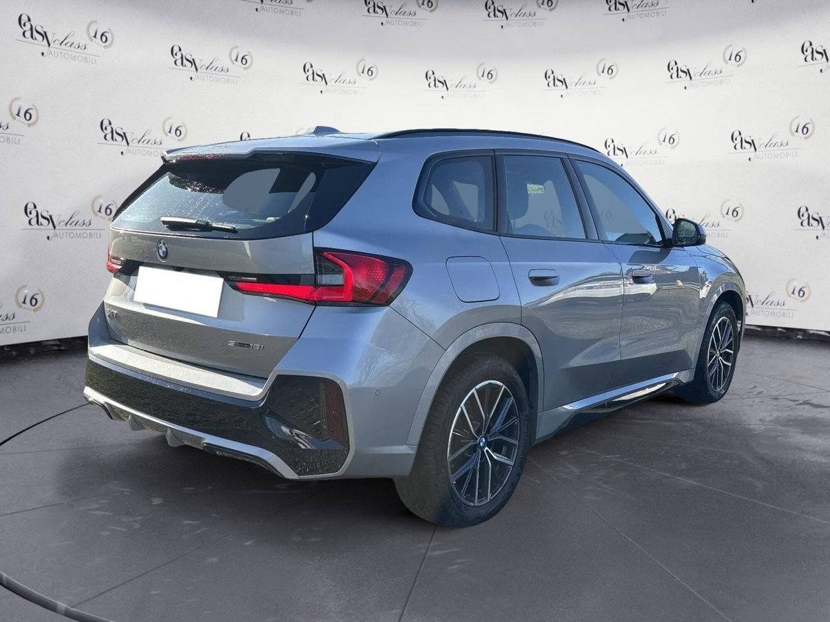 BMW X1 sDrive 18i Msport (2)