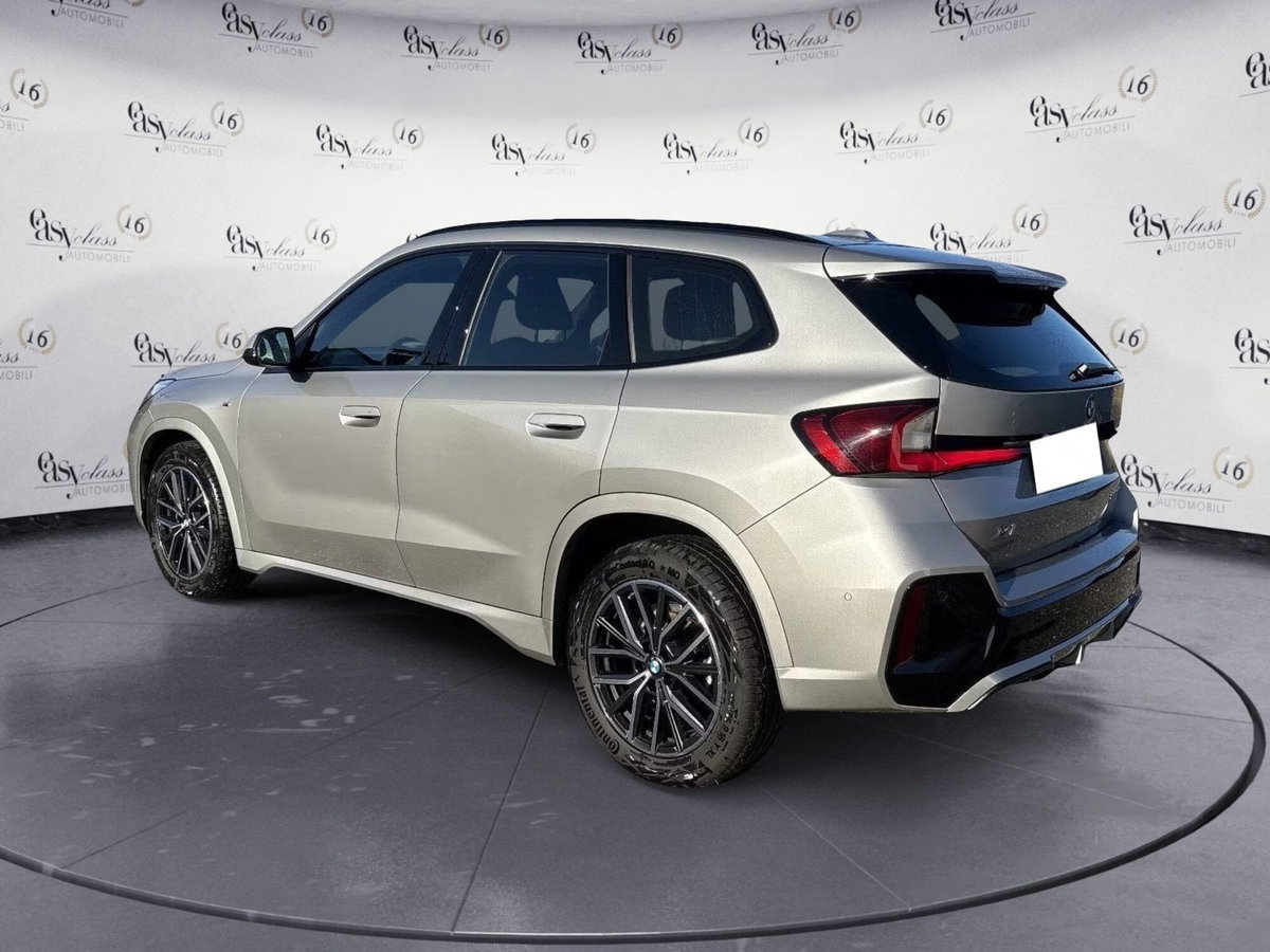 BMW X1 sDrive 18i Msport (3)