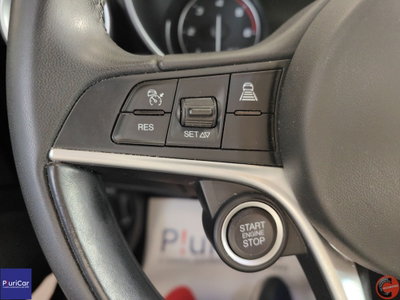 Alfa Romeo Giulia 2.2 Turbodiesel 190 CV AT8 AWD Q4 Executive (16)