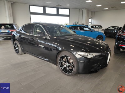 Alfa Romeo Giulia 2.2 Turbodiesel 190 CV AT8 AWD Q4 Executive (2)