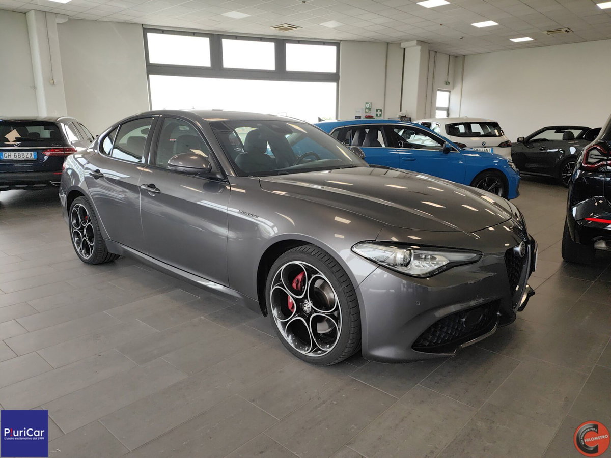 Alfa Romeo Giulia 2.2 Turbodiesel 210 CV AT8 AWD Q4 Veloce (2)