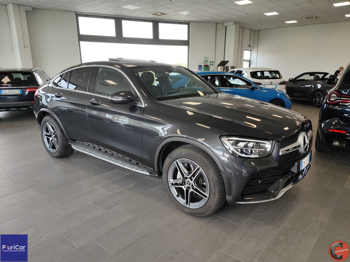Mercedes-Benz GLC Coupé 300 4Matic EQ-Boost Coupé Premium (2)