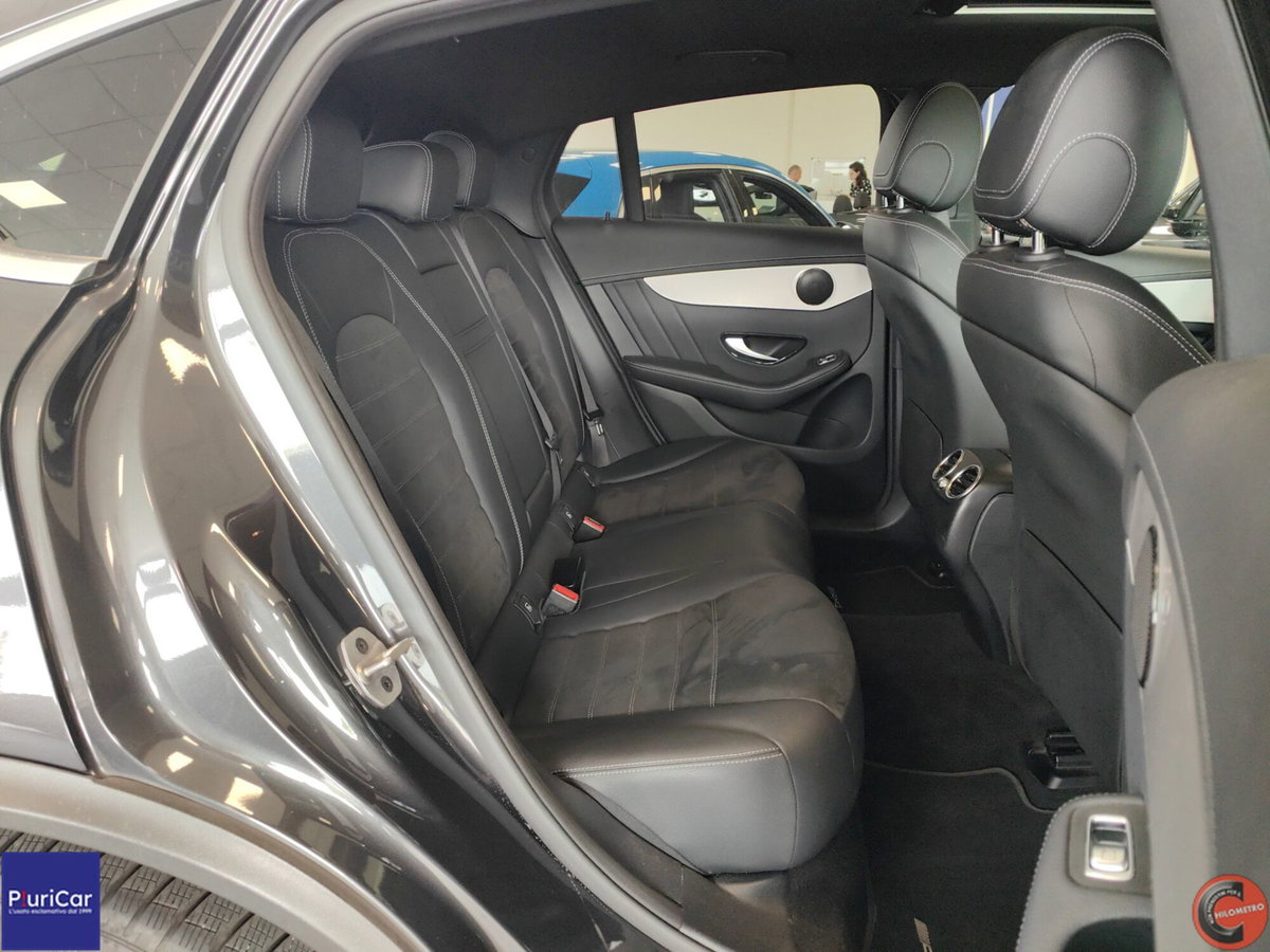 Mercedes-Benz GLC Coupé 300 4Matic EQ-Boost Coupé Premium (6)