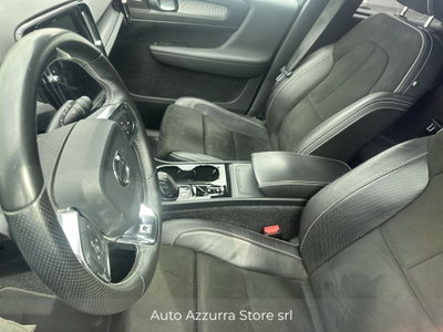 Volvo XC40 D4 AWD Geartronic R-design (4)