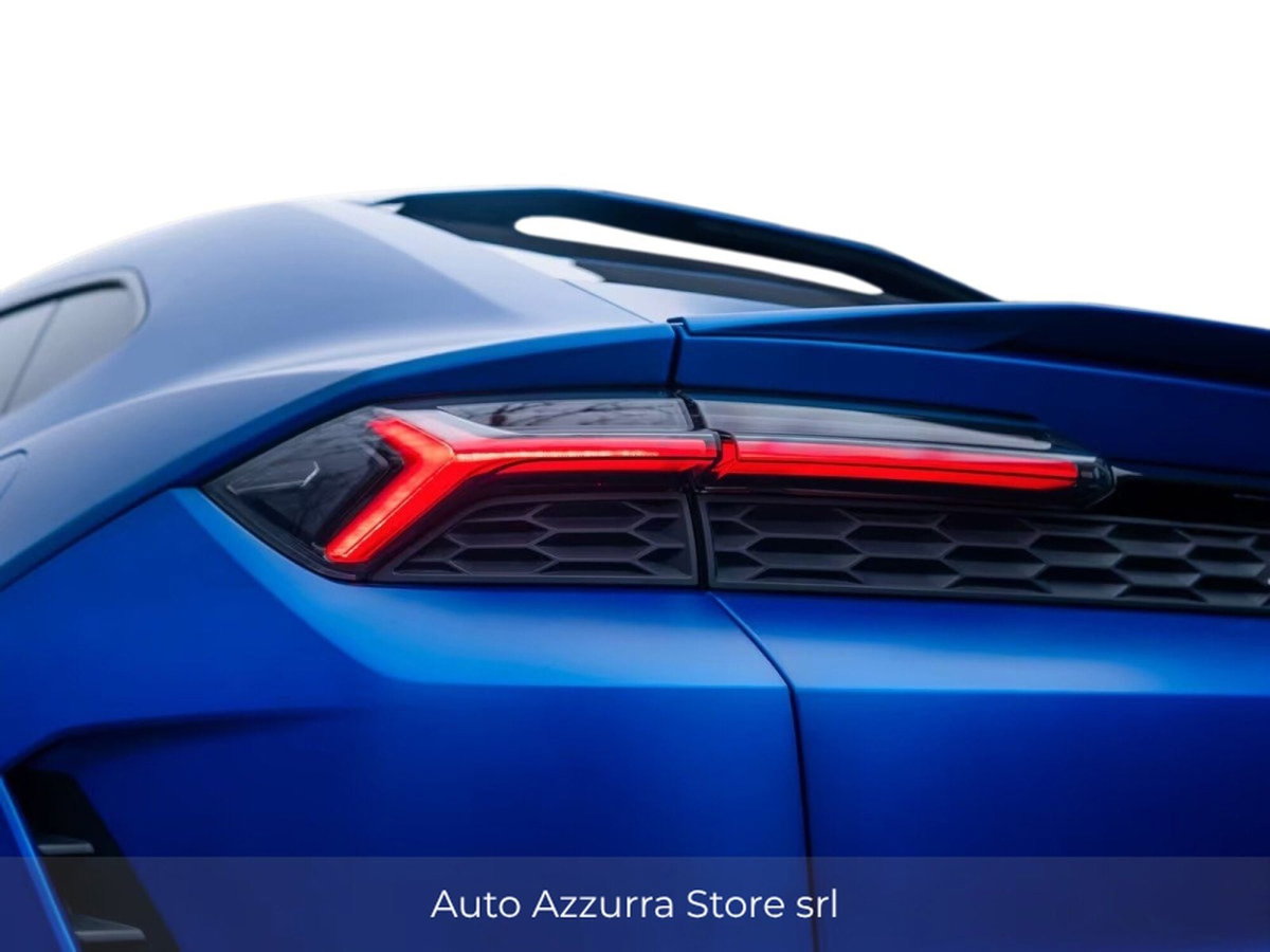 Lamborghini Urus 4.0 (8)