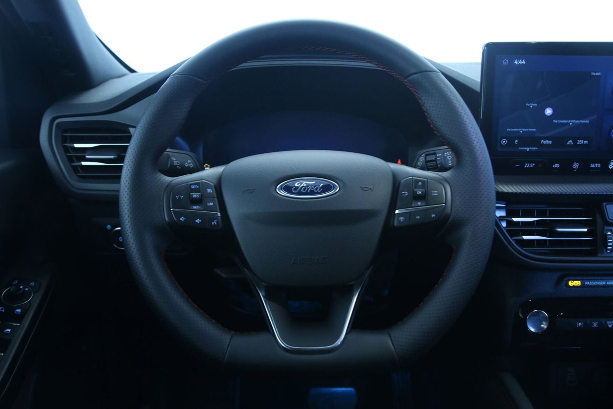 Ford Kuga 2.5 full hybrid ST-Line X 2wd 180cv auto (10)