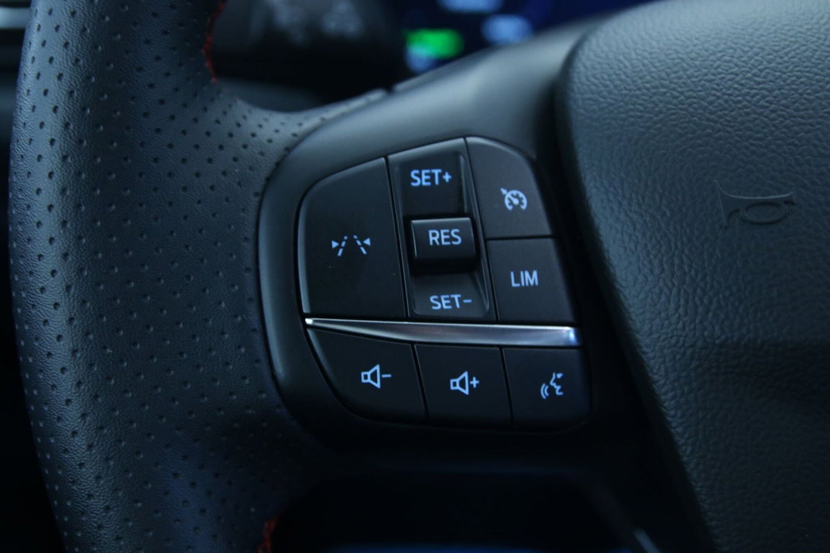 Ford Kuga 2.5 full hybrid ST-Line X 2wd 180cv auto (19)