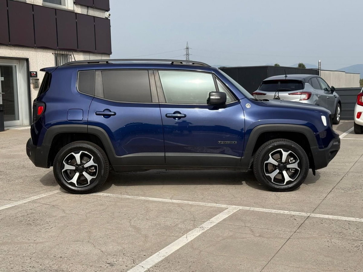 Jeep Renegade 1.3 t4 phev Trailhawk 4xe at6 (5)