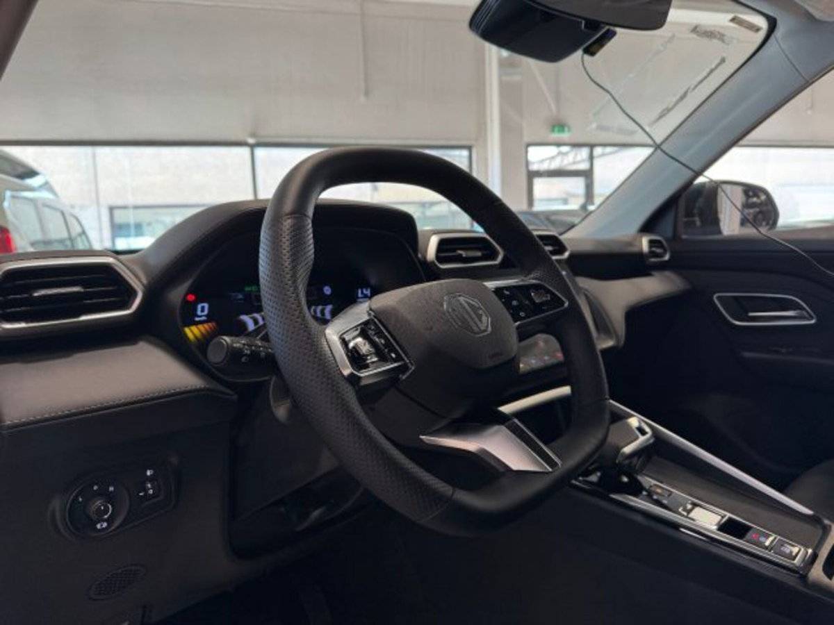 Mg ZS ZS 1.5 Luxury (4)