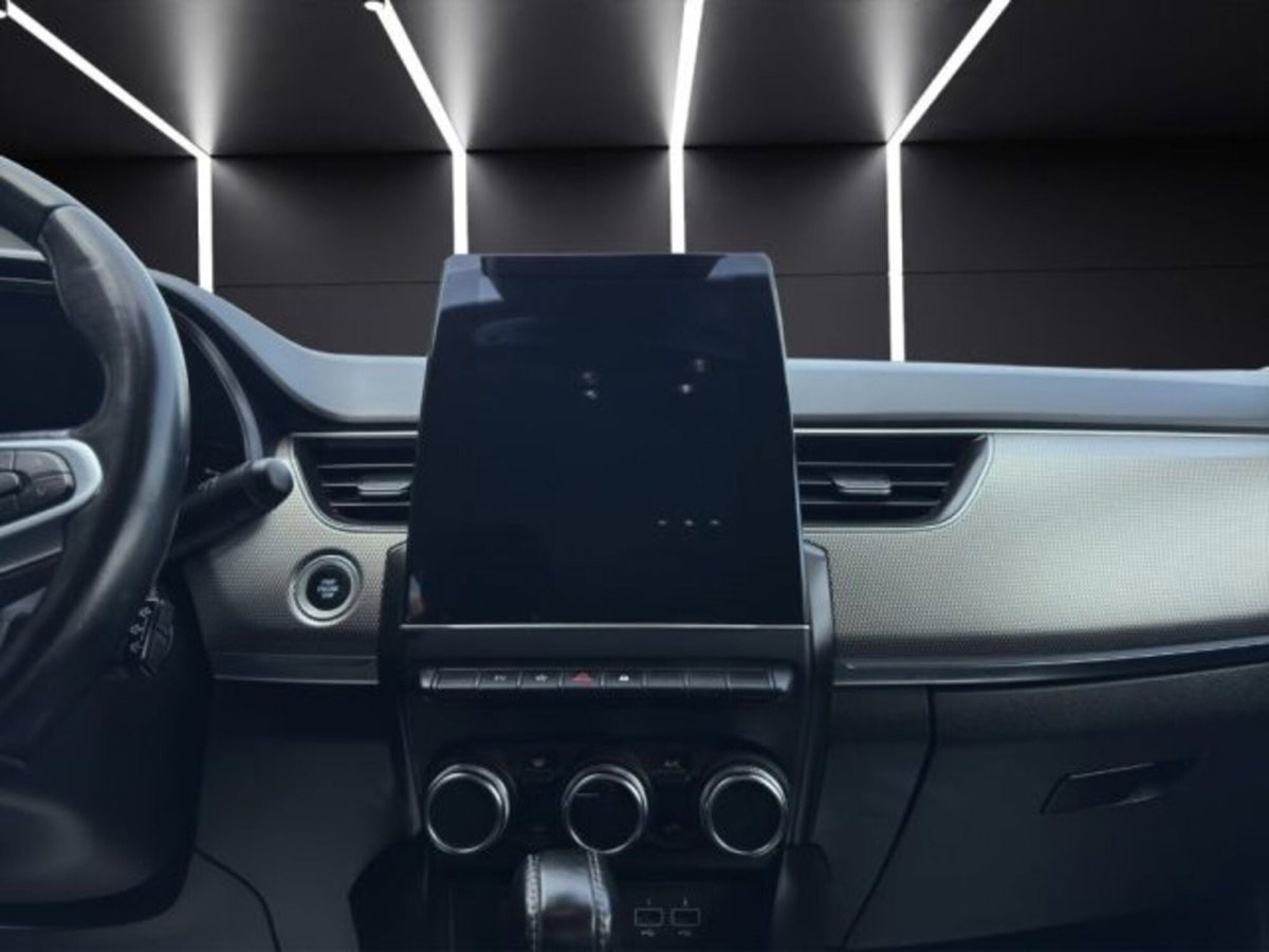 Renault Arkana E-Tech 145 CV Intens (16)