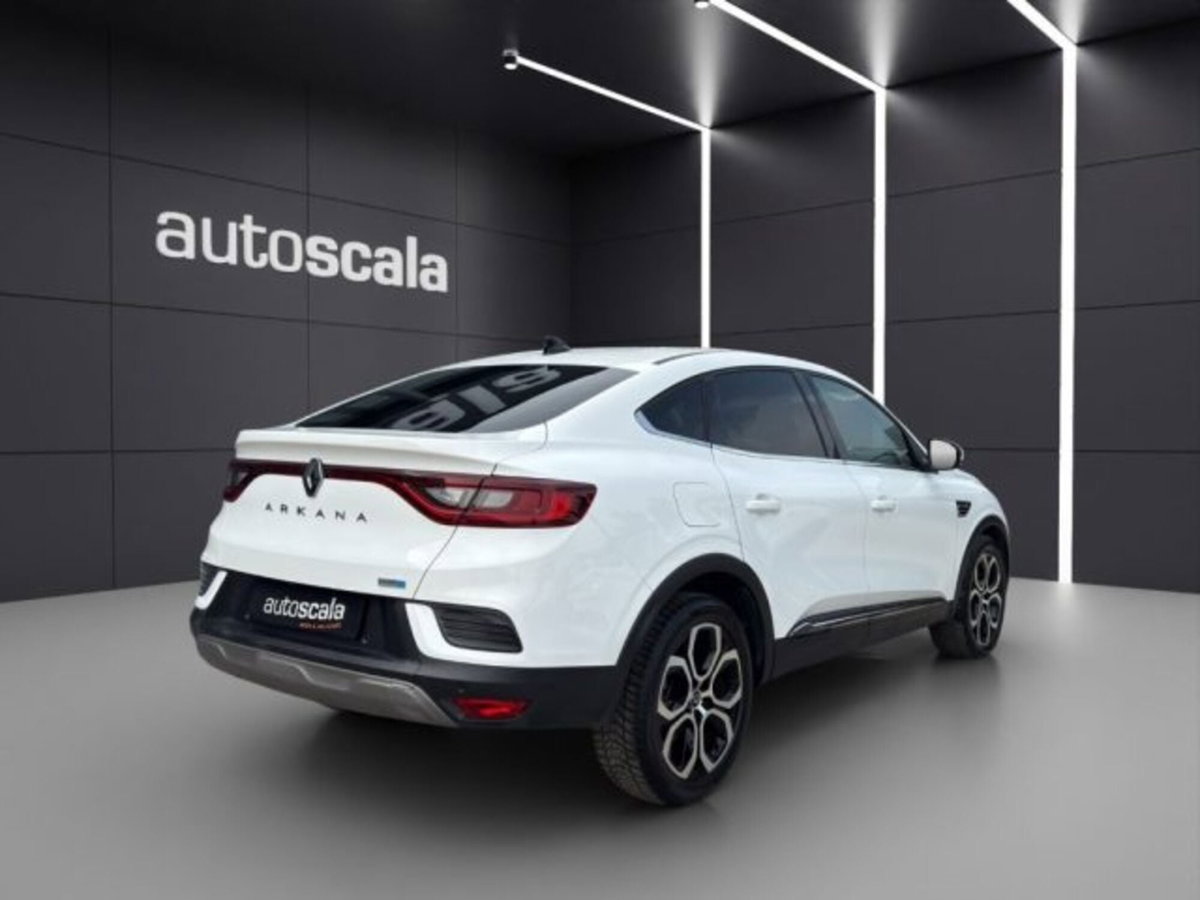 Renault Arkana E-Tech 145 CV Intens (5)