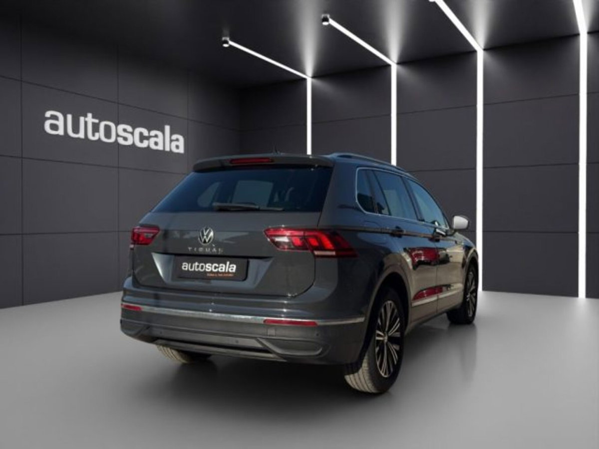 Volkswagen Tiguan 2.0 TDI 150 CV SCR DSG 4MOTION Life (5)