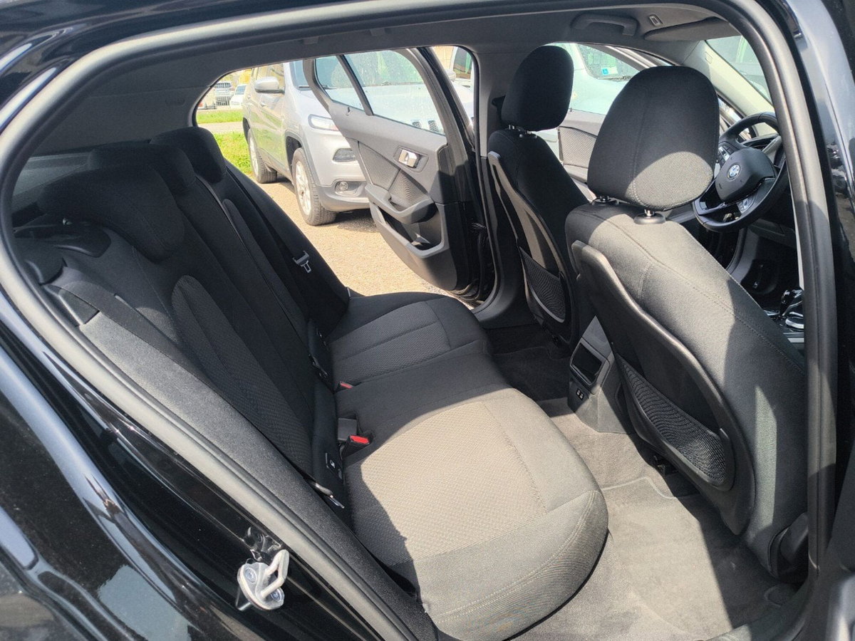 BMW Serie 1 118d Business Advantage auto (13)