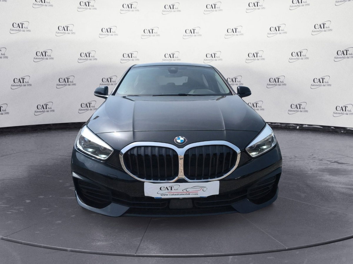 BMW Serie 1 118d Business Advantage auto (2)