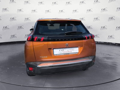 Peugeot 2008 1.2 puretech Active s&s 100cv (8)