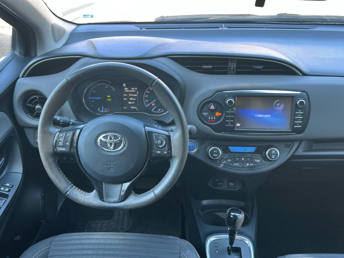 Toyota Yaris 1.5 Hybrid 5 porte Active (11)